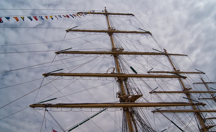 The Rise and Fall of the Windjammer Shanty: Songs of the Great Sailing Ships